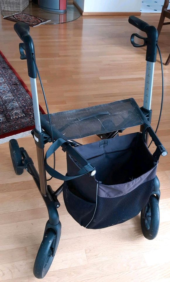 RUSSKA Rollator vital plus in Teltow