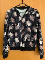 Jacke mit Rosenprint Leipzig - Leipzig, Zentrum-Süd Vorschau