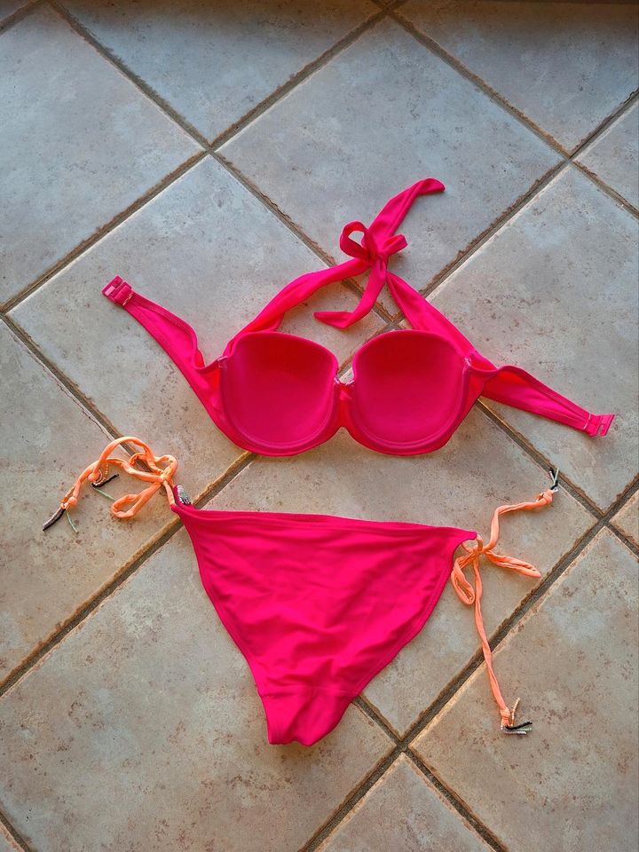 Bikini S 34 blau türkis pink rot Hunkemöller Bandeau Triangel S in Himmelpforten