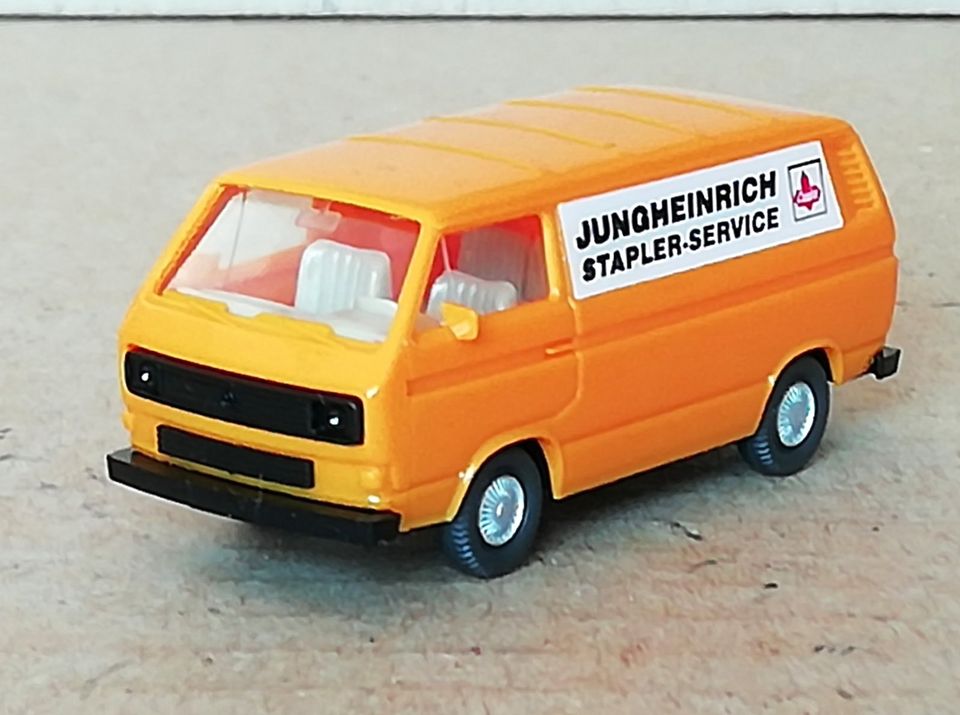 Wiking 13 290  VW T3 Kasten "JUNGHEINRICH STAPLER-SERVICE" in Wiefelstede