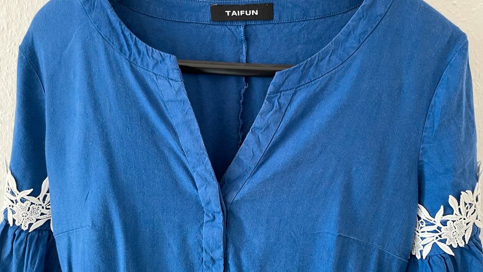 Damen Kleid TAIFUN blau Größe 40 Spitze weiß in Kerpen