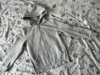 H&M Sweatjacke gr. 122 /128 * Top Nordrhein-Westfalen - Gummersbach Vorschau