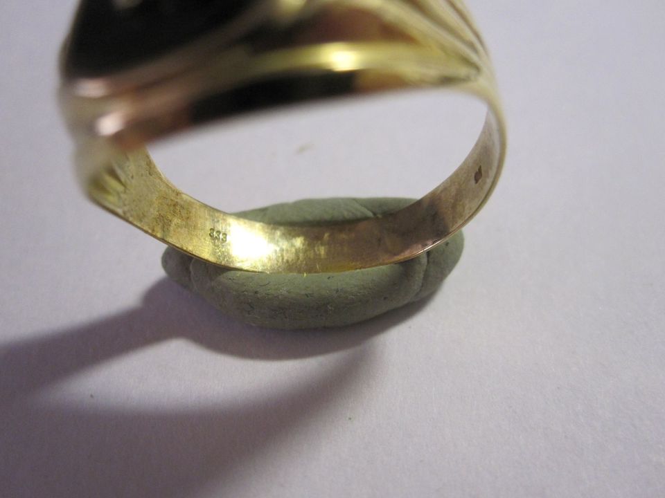 Ring Herrenring Onyx 333 Gold 8k, mit Tollem Motiv im Onyx in Lübeck