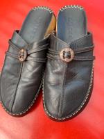 Lederschuhe Gr 40. Farbe schwarz Hessen - Wabern Vorschau