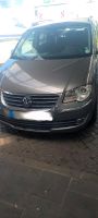 VW TOURAN 2.0 TURBO DIESEL 7 SITZ  BJ 2007 AUTOMATIK GETRIEBE Bonn - Beuel Vorschau