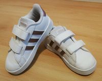 1x getragene Adidas Sneaker Gr. 25 Brandenburg - Eisenhüttenstadt Vorschau