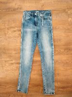 NEU s.Oliver Mädchen Jeans Hose hellblau 158 Nordrhein-Westfalen - Troisdorf Vorschau