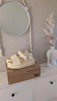 Dr.Martens Sandalen Schlappen neu  Gr.39 beige Creme Plateau Nordrhein-Westfalen - Harsewinkel Vorschau
