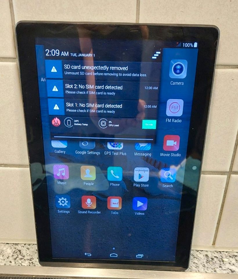 Mediatek 10.1" Tablet T906 incl 32GB sdcard in Friedberg