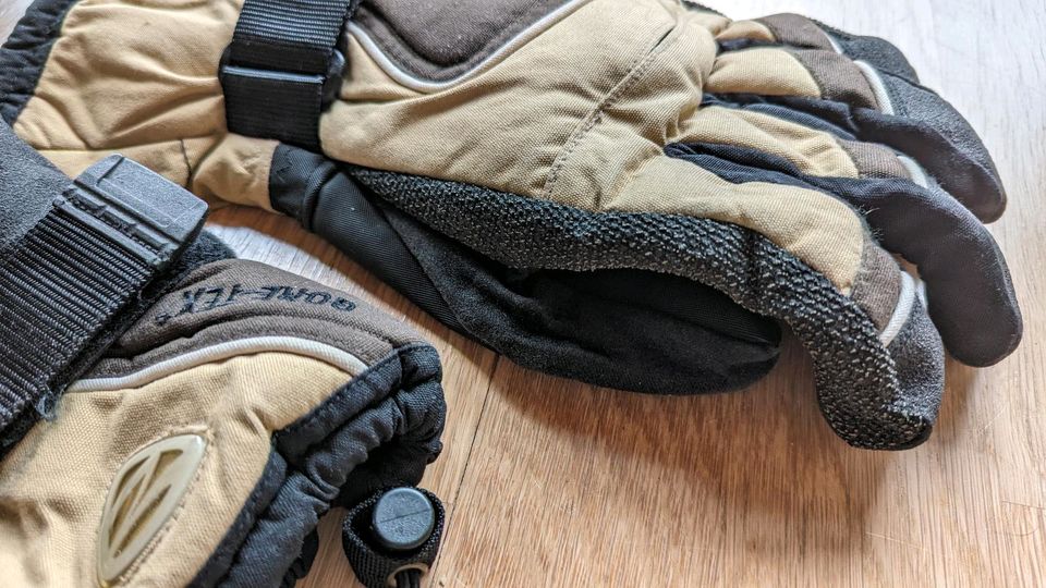 Original Ziener Gore-Tex Snowboard/Ski-Handschuhe für SPENDE in Hessen -  Rodenbach | eBay Kleinanzeigen ist jetzt Kleinanzeigen