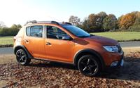 Dacia Sandero TCe 90 S/S Easy-R Stepway Celebratio... Hessen - Offenbach Vorschau