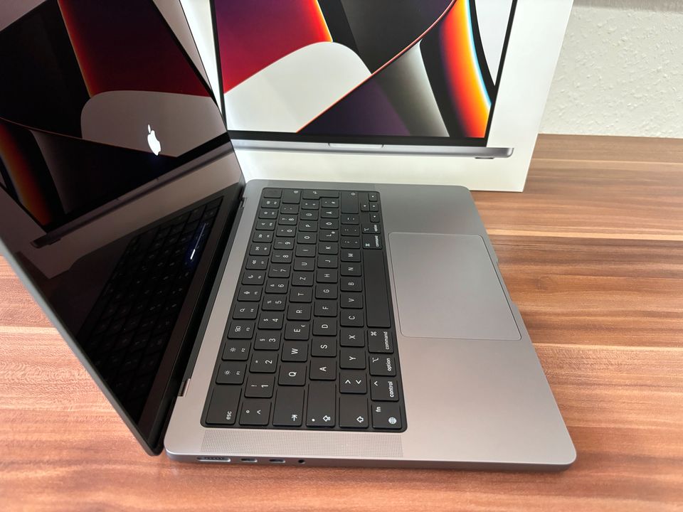 Apple MacBook Pro 14" 2021 A2442 M1 Pro 10C 16C GPU 16GB 1TB in Krefeld