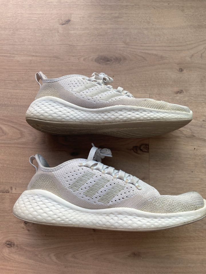 Weiße Adidas Sneaker Größe 40 2/3 in Biedenkopf