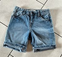 Shorts Gr. 140 Jeanshose kurz Produkt Gr. 140 Kurze Jeanshose Bayern - Emskirchen Vorschau