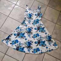 Kleid mit Rosen, 38-40, A-Linie, blau weiß, Sommerkleid Nordrhein-Westfalen - Neuss Vorschau