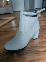 Stiefeletten Glitzer silber *NEU* Sachsen - Großpösna Vorschau