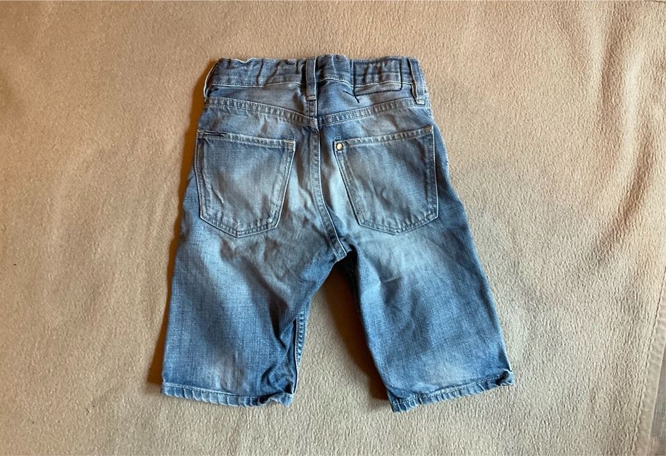 Jungen Shorts • Kurze Hose • H&M • Gr. 110 in Berlin