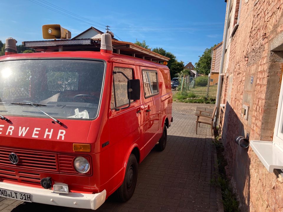 Vw lt 1 ex Feuerwehr Camper in Marpingen