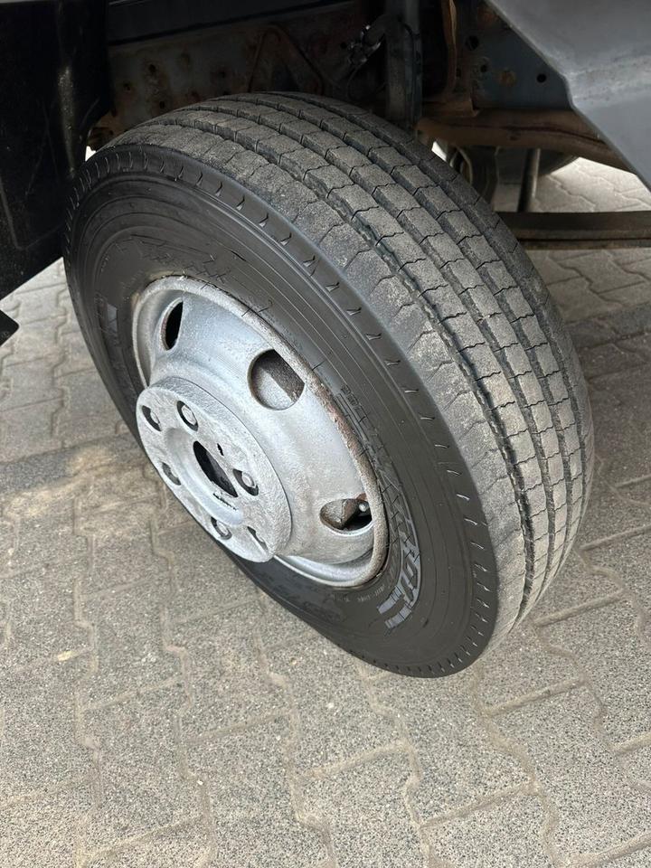 Mercedes-Benz 811*Kran*Rampen*TÜV*1.Hand*Reifen neu*Rostfrei in Großschirma