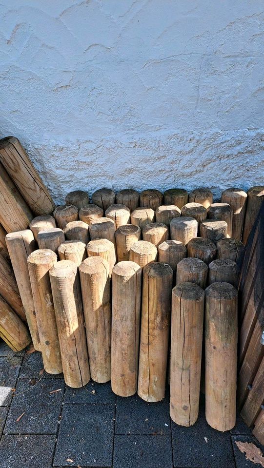 Holzpalisaden ungespitzt in Bergneustadt