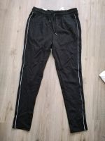 Q/s by s.oliver jogpants schwarz Größe S Damen neu mit Etikett Sachsen - Borna Vorschau