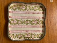 Vintage Retro Tablett Stoff Muster Blumen rosa grün Nordrhein-Westfalen - Krefeld Vorschau