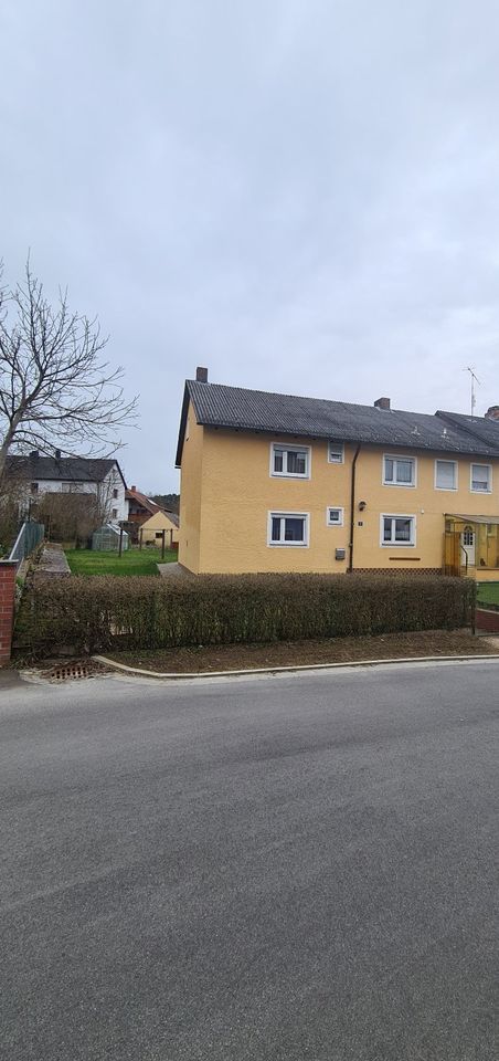 Großes Haus & großes Grundstück in 91275 Auerbach für Schnäppchen in Auerbach in der Oberpfalz