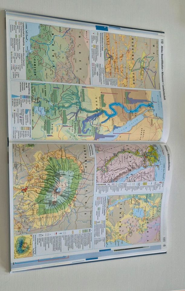 Atlas (Schulatlas von 2000) in Hörup