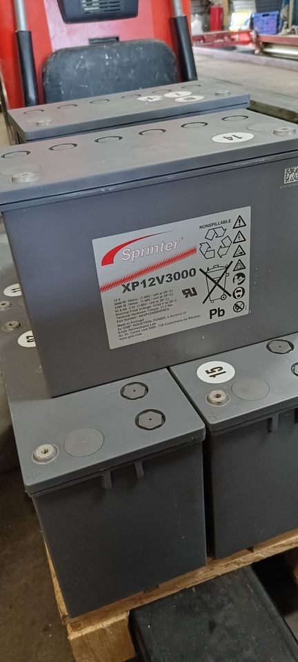 Sprinter XP 12V 3000 92,8 Ah in Neuwied