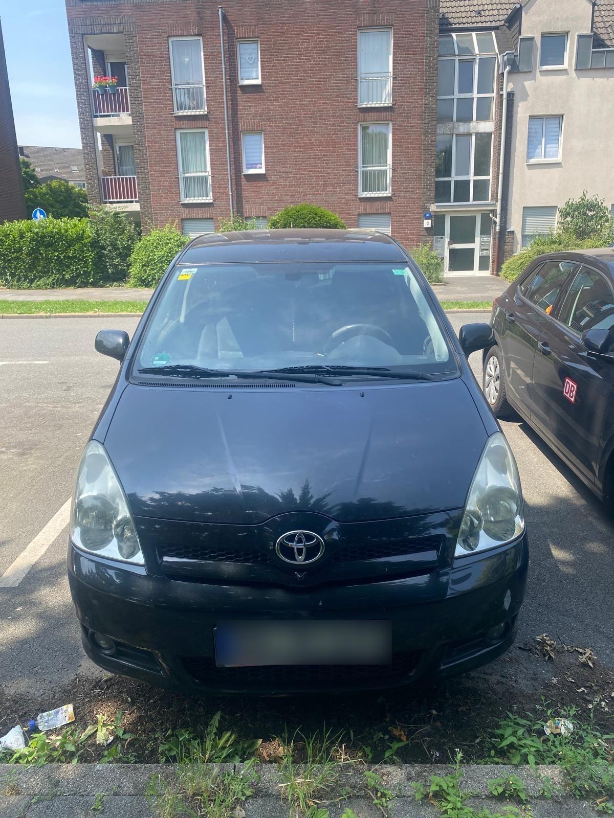 Abbildung des Autos Toyota Corolla verso