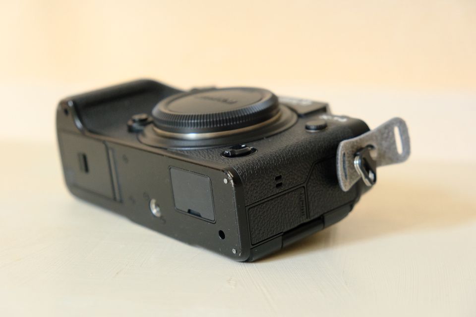 Fujifilm X-T4 26,1 MP -Schwarz (Nur Gehäuse) 2 Akkus TOP Zustand in Wedemark