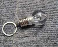 Schlüsselanhänger LED Glühbirne, Ein/Aus schaltbar Niedersachsen - Harsum Vorschau