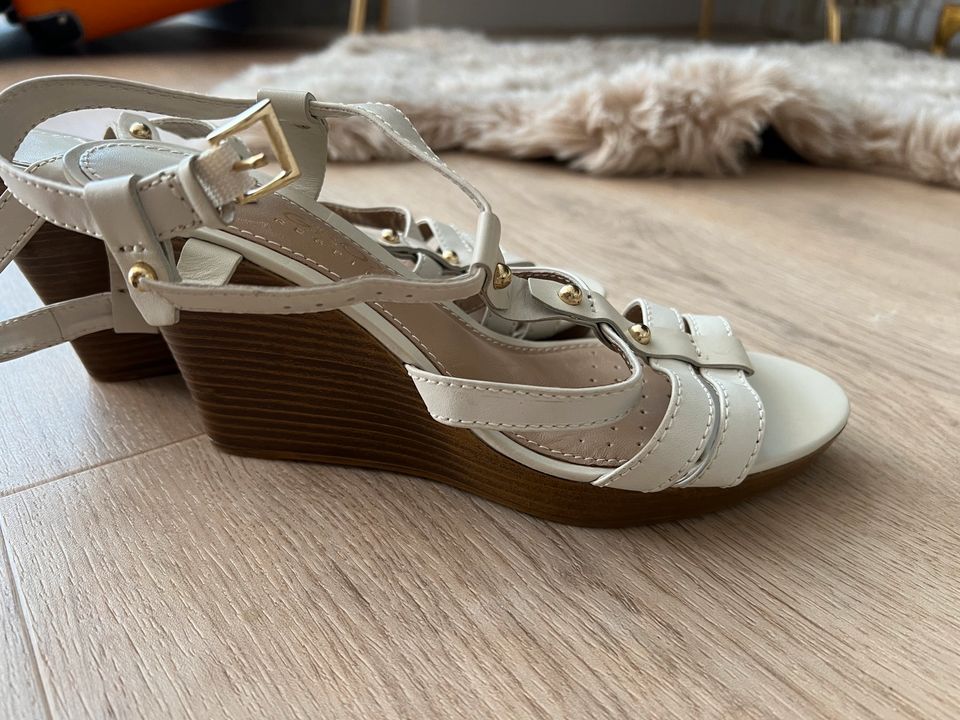 Lloyd,Gabor,Aigner,Geox,weiße Schuhe,Keilabsätze,wedges,Sandalen, in Nürnberg (Mittelfr)