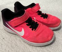 Nike Turnschuhe Schuhe Größe 29,5 Niedersachsen - Wolfsburg Vorschau