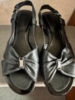Geox  schwarze Sandalen Größe 36 1/2 Hannover - Bothfeld-Vahrenheide Vorschau