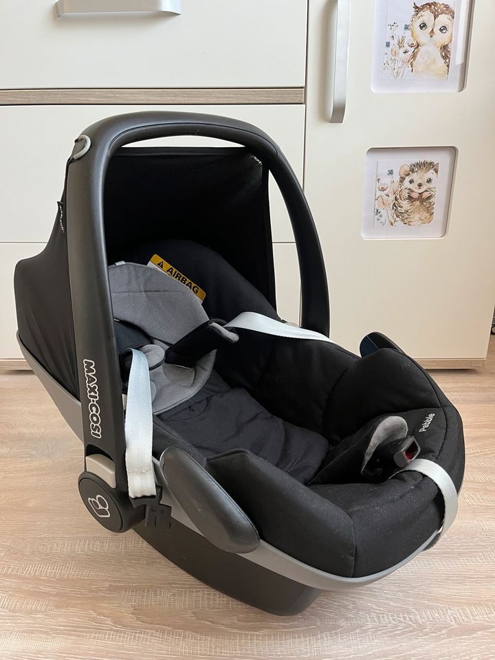 Maxi Cosi Pebble Babyschale in Bördeland