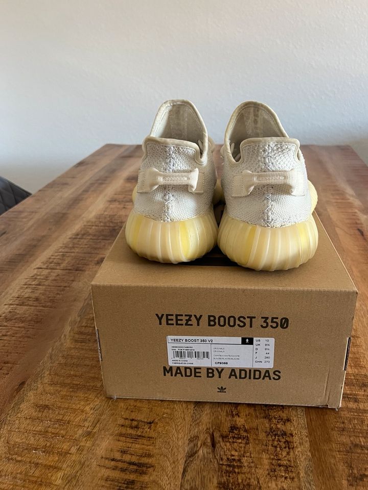 Adidas Yeezy Boost 350 V2 Cream White US 10 EU 44 in Karlsruhe