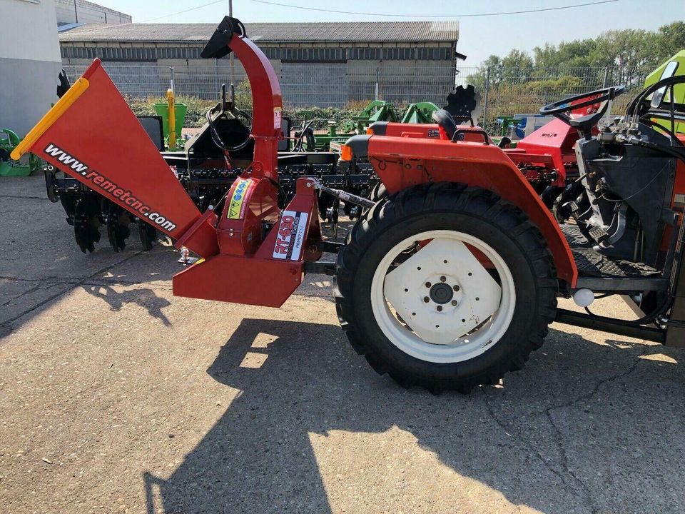 Remet CNC Scheiben-Holzhäcksler RT 630 SONDERPREIS in Görlitz