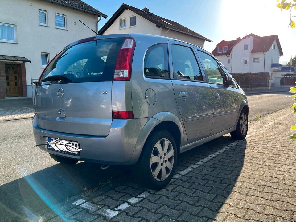 Opel Meriva Automatik in Mörfelden-Walldorf