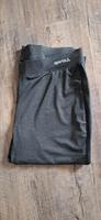 Damen Sporthose Leggings grau Gr L zu verschenken Hessen - Ranstadt Vorschau