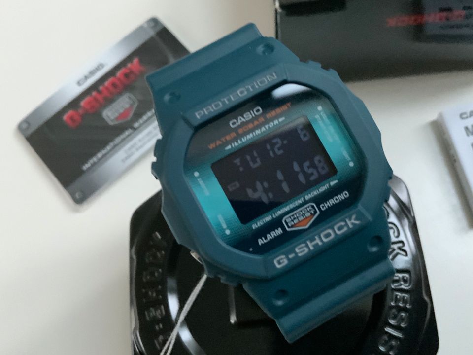 Casio G-Shock DW-5600CC-2ER ungetragen in Darmstadt