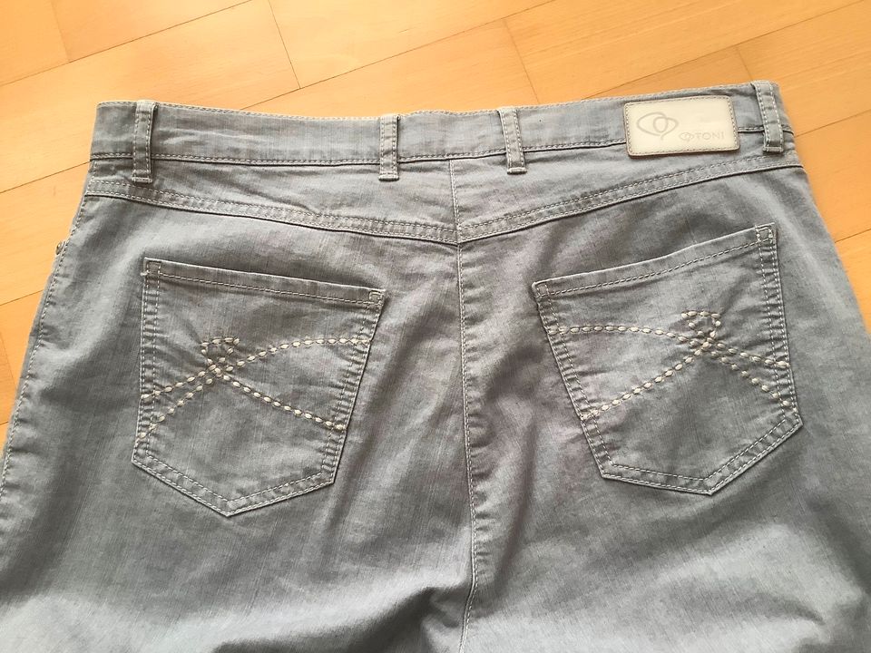 Hose v. TONI, Belmonte, Slim-Fit-CS, grau, Gr. 42 in Hessen - Langen  (Hessen) | eBay Kleinanzeigen ist jetzt Kleinanzeigen