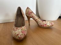Schuhe von Tamaris, Größe 39, Blumen-Muster Berlin - Spandau Vorschau