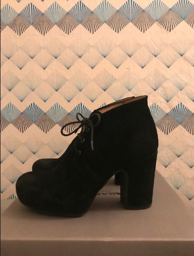 Wild leather platform ankle boots / Wildleder Stiefeletten in Berlin