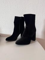 Catwalk Samt Stiefeletten 39 Niedersachsen - Saterland Vorschau