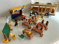 Playmobil Schulklasse und Bus Düsseldorf - Benrath Vorschau