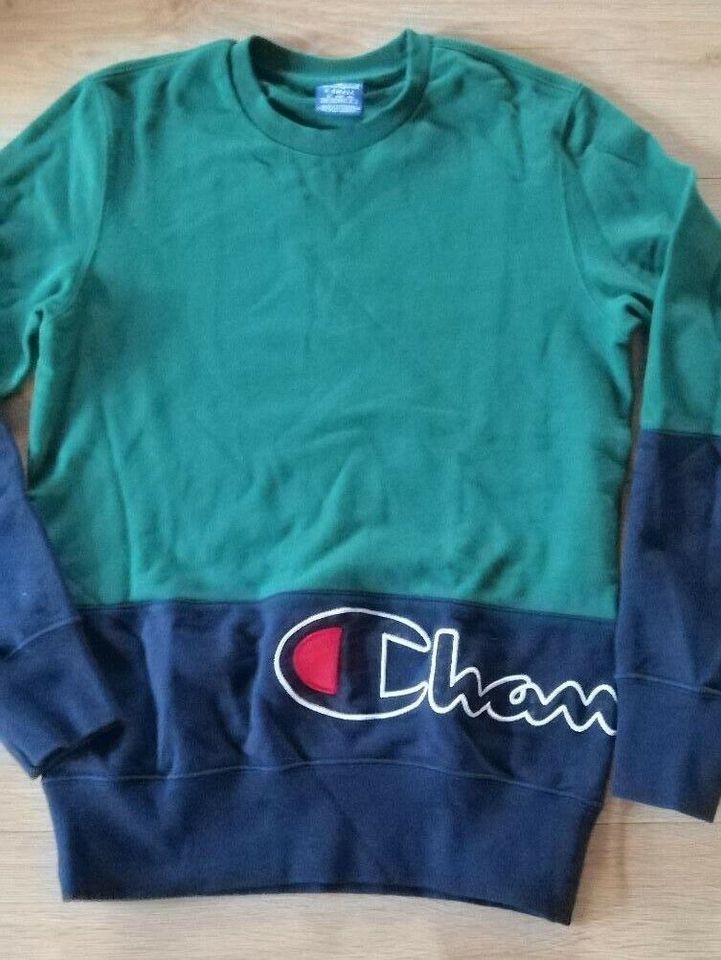 Champion Sweater Pullover Jungs Gr XS(164) Fb. grün/blau wNEU in Friedrichroda