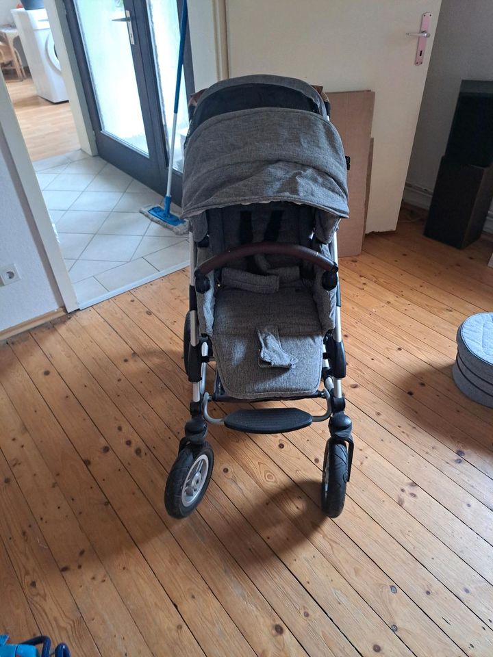 Kinderwagen von ABC Design Viper 4s in Barsinghausen