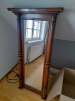 Alter/ Antiker Spiegel aus dunklem Holz Schleswig-Holstein - Rethwisch (Stormarn) Vorschau