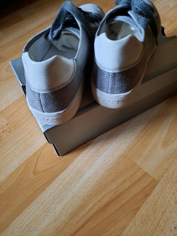 Ara Damen Sneaker Größe 38 in Künzell